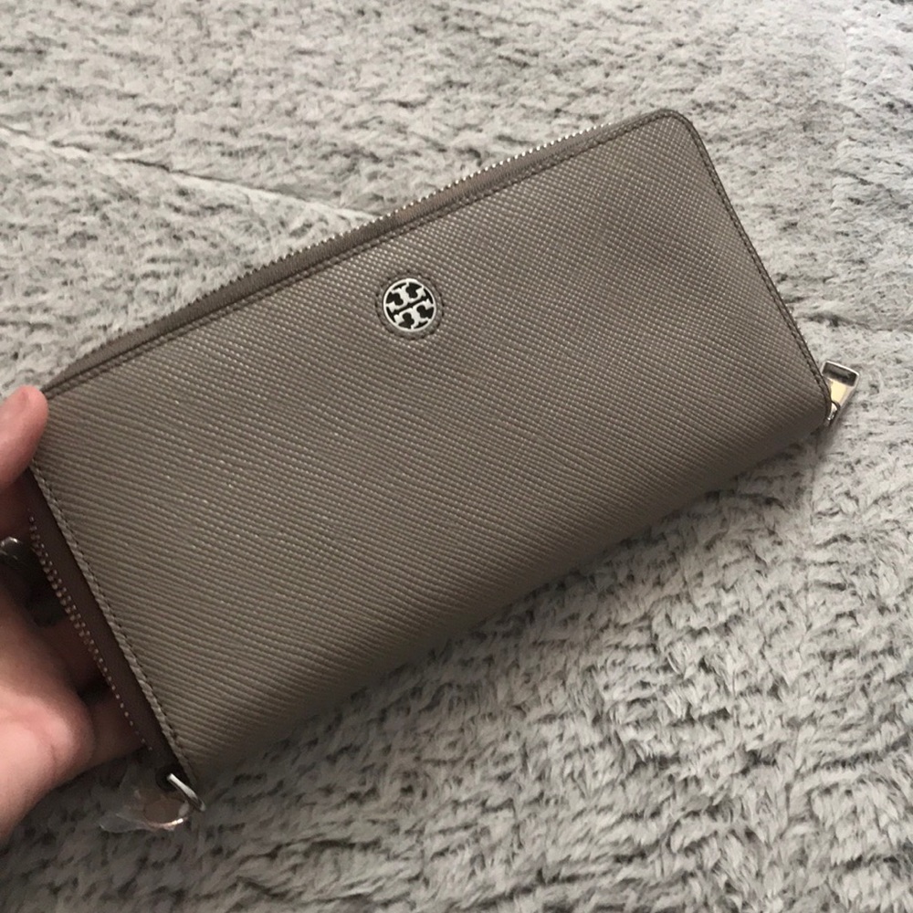 Tory Burch Clutch